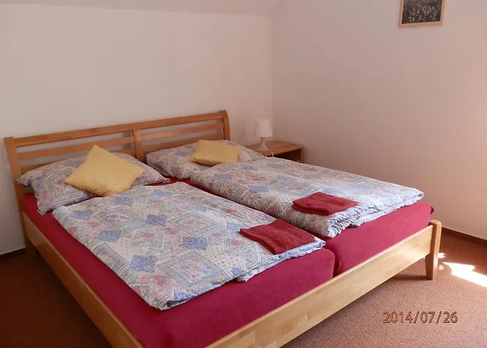 Nadeje 3* Benesov nad Cernou